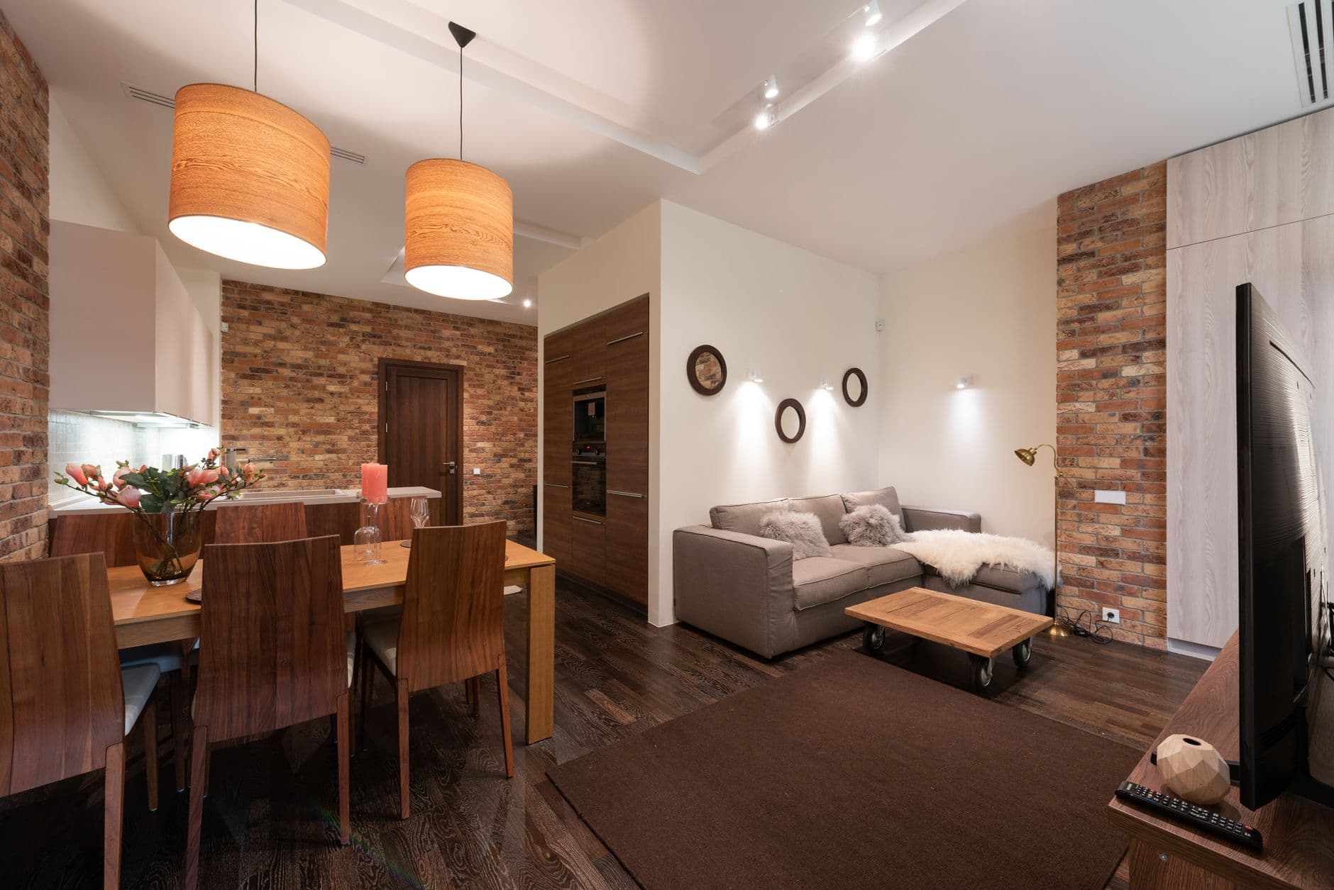 How to Layer Light So a Room Works at Night