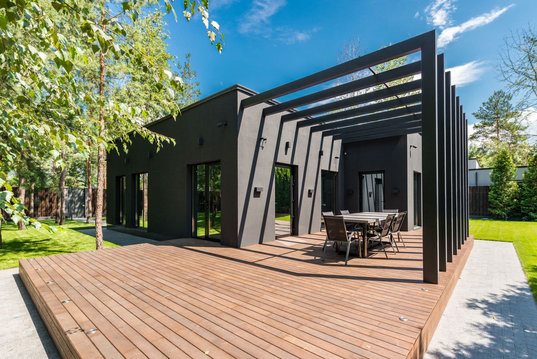 The Outdoor Living Room: Treat the Garden as a Room